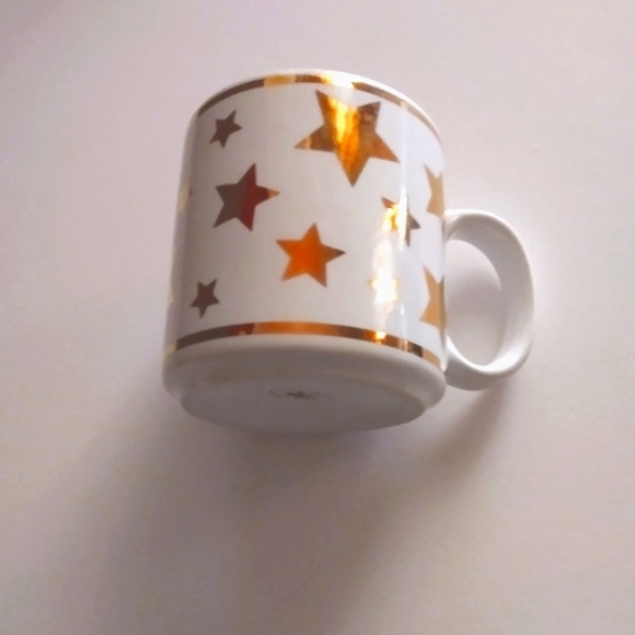 Russ Berries Golden Star Mug - Picture 2 of 7